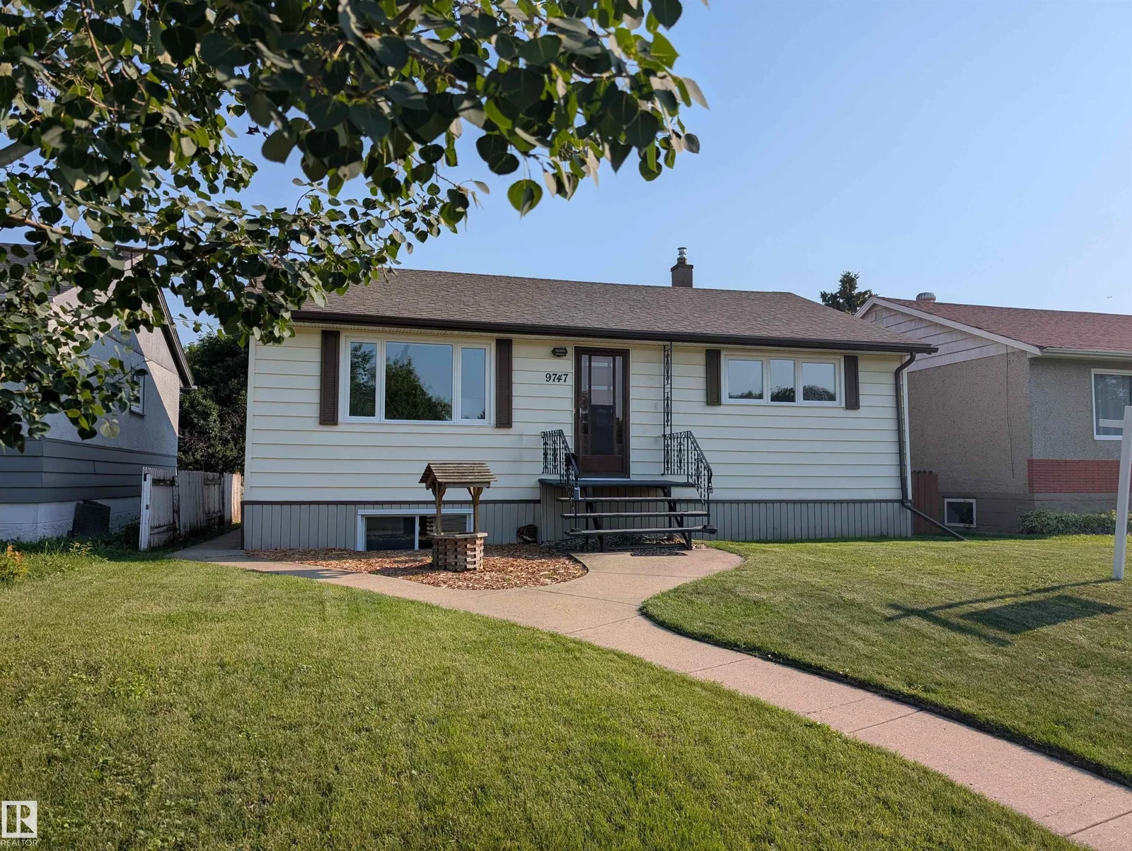 9747 66 AV NW, Edmonton - 4 bedroom Detached Single Family for sale