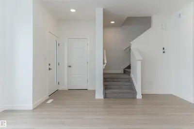 Interior photo 1 of 1250 MCLEOD AV
