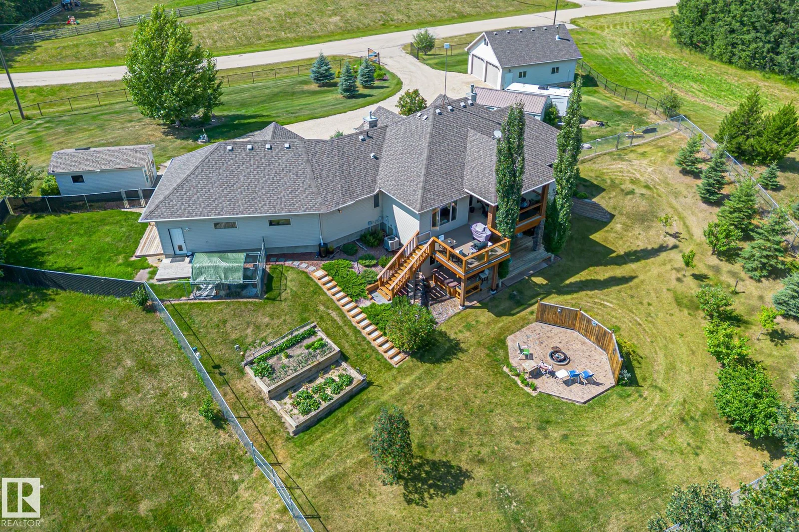 1307 TWP ROAD 533, Rural Parkland County - 3 bedroom Detached Single Family for sale