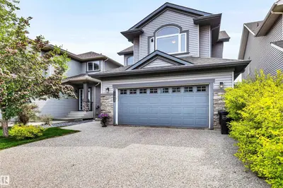 Interior photo 1 of 11935 21 AV SW