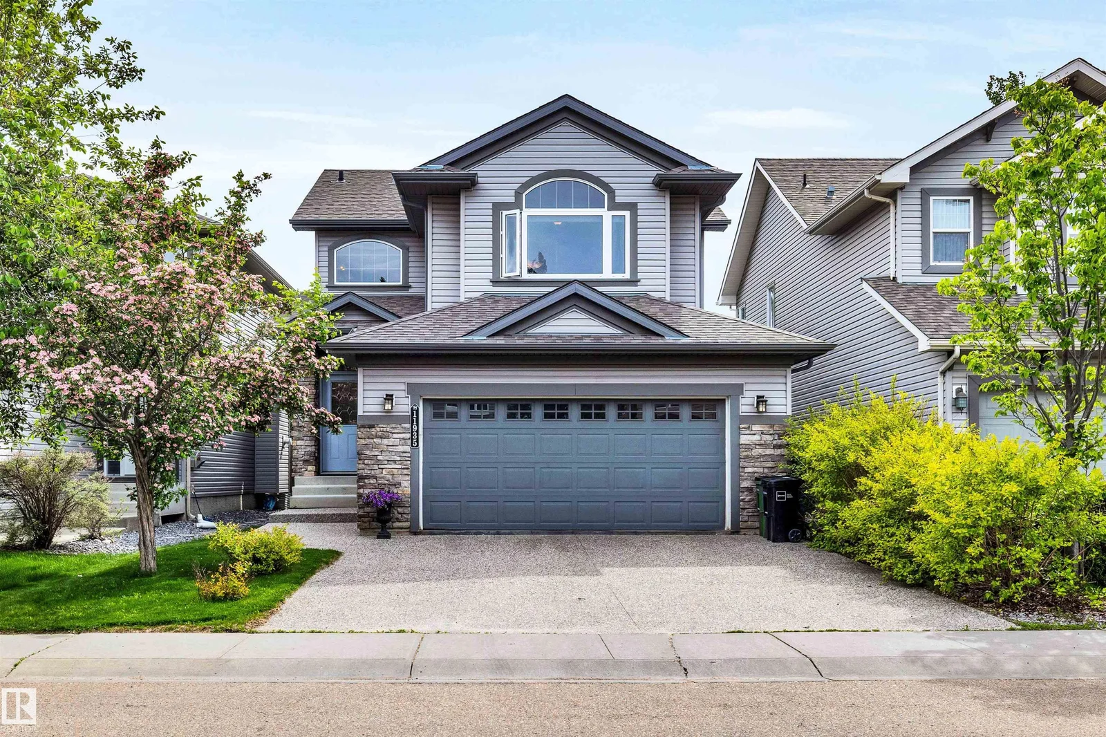 11935 21 AV SW, Edmonton - 4 bedroom Detached Single Family for sale