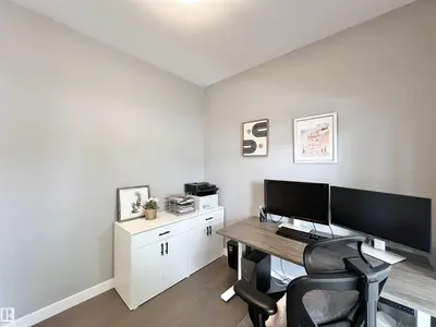 Interior photo 4 of 362 CHAPPELLE DR SW