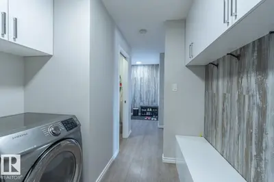 Interior photo 4 of 1724 27 ST NW