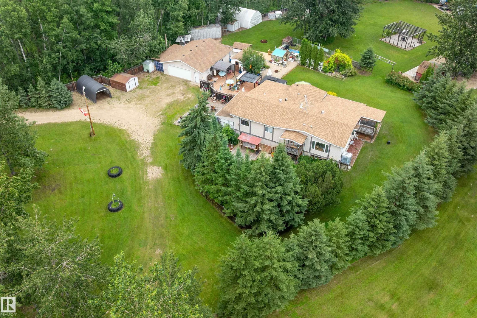 1001 45 ST ST, Rural Wetaskiwin County - 4 bedroom Detached Single Family for sale