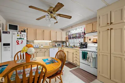 Interior photo 3 of 1001 45 ST ST