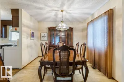 Interior photo 3 of 11113 173A AV NW