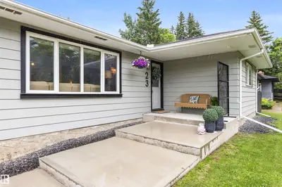 Interior photo 1 of 23 GLENHAVEN CR