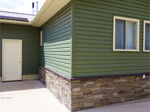 #26 5508 TWP RD 593A, Rural Barrhead County - $459,000