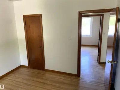 Interior photo 3 of 11308 73 AV NW