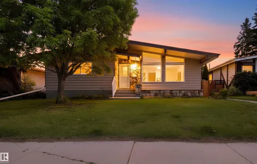 4015 120 ST NW, Edmonton - $599,990