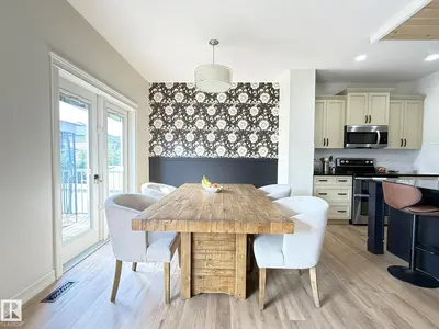 Interior photo 2 of 262 SHEPPARD CI