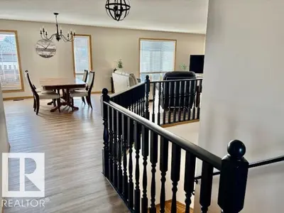 Interior photo 1 of 5609 45A ST