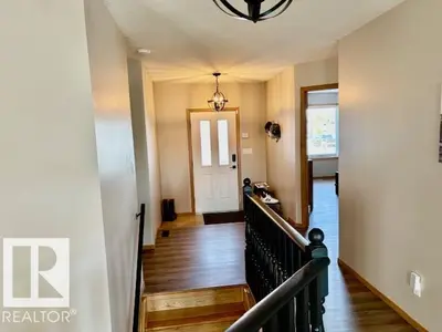 Interior photo 3 of 5609 45A ST