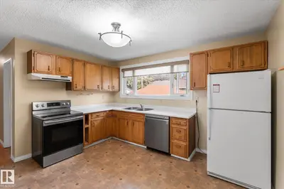 Interior photo 2 of 9219 148 ST NW