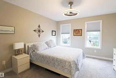 Interior photo 3 of 66 Springwood WY