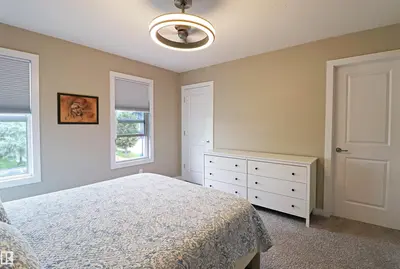 Interior photo 4 of 66 Springwood WY