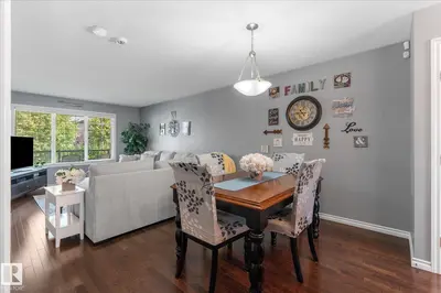 Interior photo 4 of 3313 WEIDLE WY SW