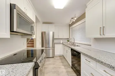 Interior photo 4 of 5203 105 ST NW