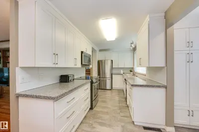 Interior photo 3 of 5203 105 ST NW