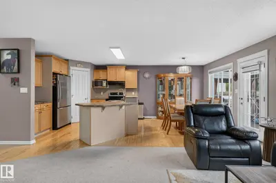 Interior photo 4 of 3224 26 ST NW