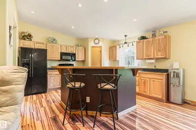 Interior photo 3 of #114 190019 TWP ROAD 653