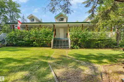 Interior photo 1 of #114 190019 TWP ROAD 653