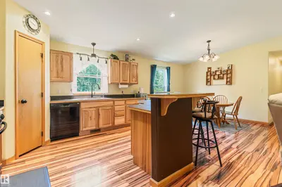 Interior photo 2 of #114 190019 TWP ROAD 653