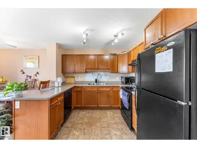 Photo 2 of #33 380 SILVER BERRY RD NW