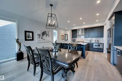 Interior photo 2 of 4436 KINSELLA GREEN GR SW