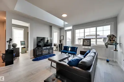 Interior photo 4 of 4436 KINSELLA GREEN GR SW
