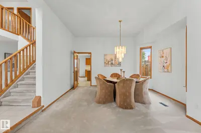 Interior photo 2 of 11 Heritage BV NW
