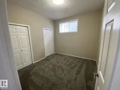 Interior photo 3 of 122 142 Selkirk PL