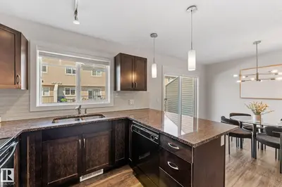 Interior photo 2 of #18 7289 SOUTH TERWILLEGAR DR NW