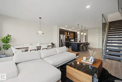 Interior photo 4 of 3313 KULAY WY SW