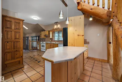 Interior photo 3 of 11253 89 ST NW