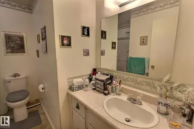 Interior photo 3 of 14626 52 ST NW NW