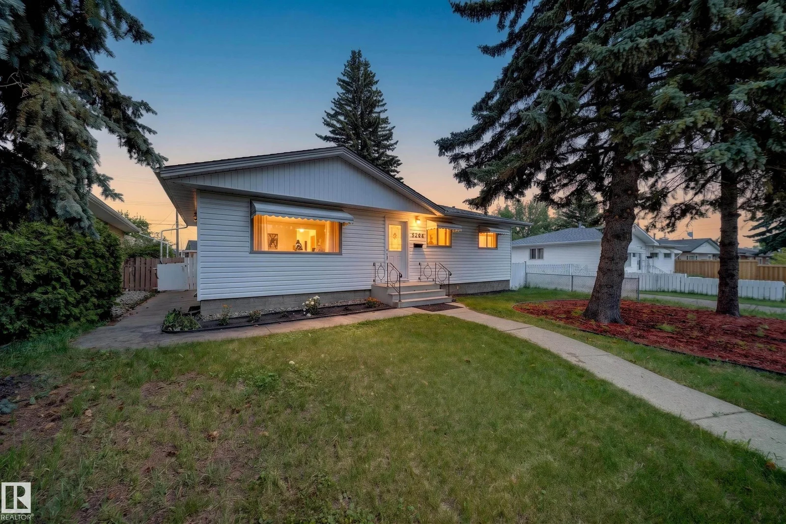 5204 97A AV NW, Edmonton - 5 bedroom Detached Single Family for sale