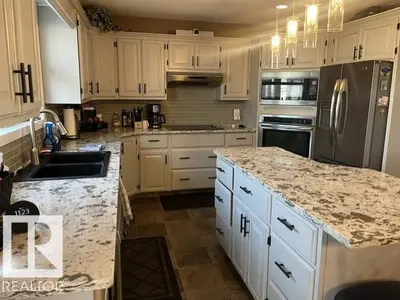 Interior photo 2 of 4230 48 ST