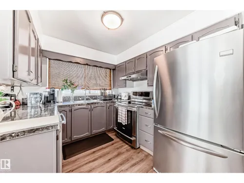 13911 23 ST NW, Edmonton - $520,000