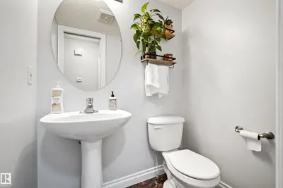 Interior photo 4 of #6 12050 17 AV SW