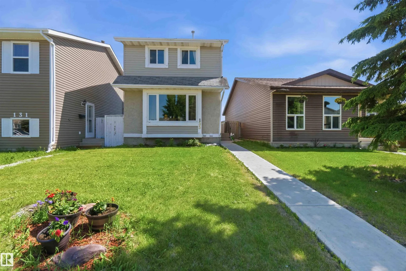 135 BIRCH DR, Gibbons - 3 bedroom Detached Single Family for sale
