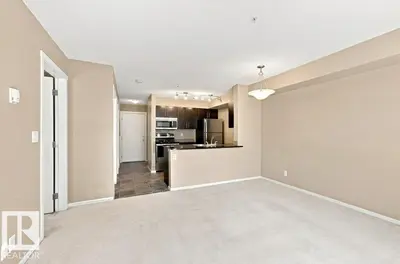 Interior photo 2 of #119 111 WATT CM SW