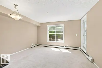 Interior photo 3 of #119 111 WATT CM SW