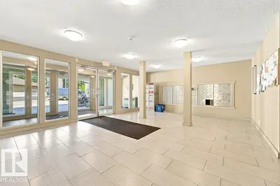 Interior photo 1 of #119 111 WATT CM SW