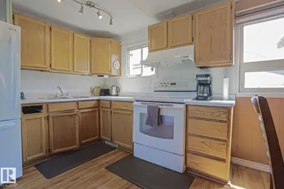Interior photo 2 of 137 LEE RIDGE RD NW