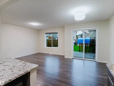 Interior photo 2 of 5407 14 AV SW