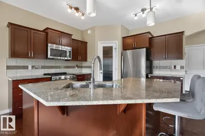 Interior photo 2 of 109 SELKIRK PL