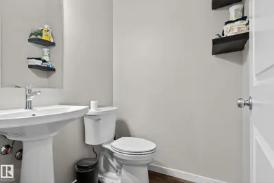 Interior photo 3 of 262 Rolston WD