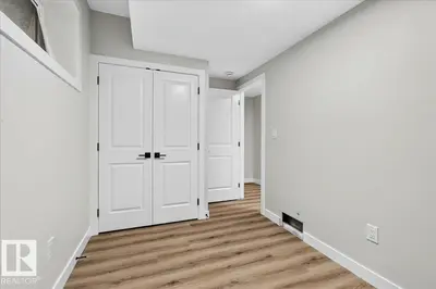 Interior photo 2 of 9814 155 ST NW