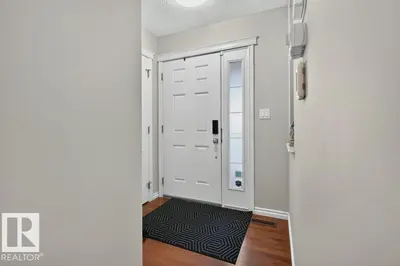 Interior photo 1 of 692 SECORD BV NW